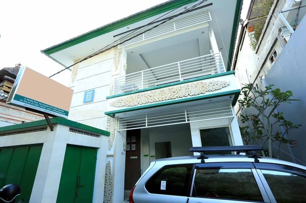 Hotel Reddoorz Near Pantai Jerman Kuta Lombok Exterior foto